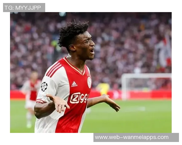 库杜斯赞扬特尔的坚持精神并强调进球对前锋自信心的重要性