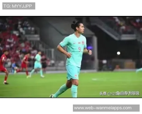 张玉宁与对方球员上半场激烈冲突各自领到黄牌引发热议 张玉宁与对方球员上半场激烈冲突各自领到黄牌引发热议