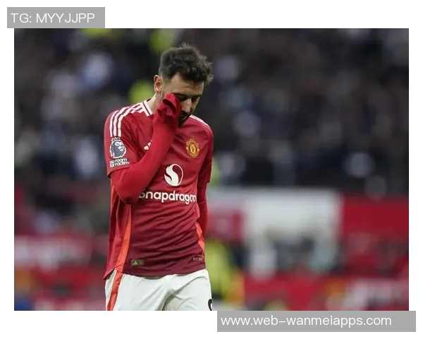 阿莫林强调乌加特在曼联需提升表现以适应新环境